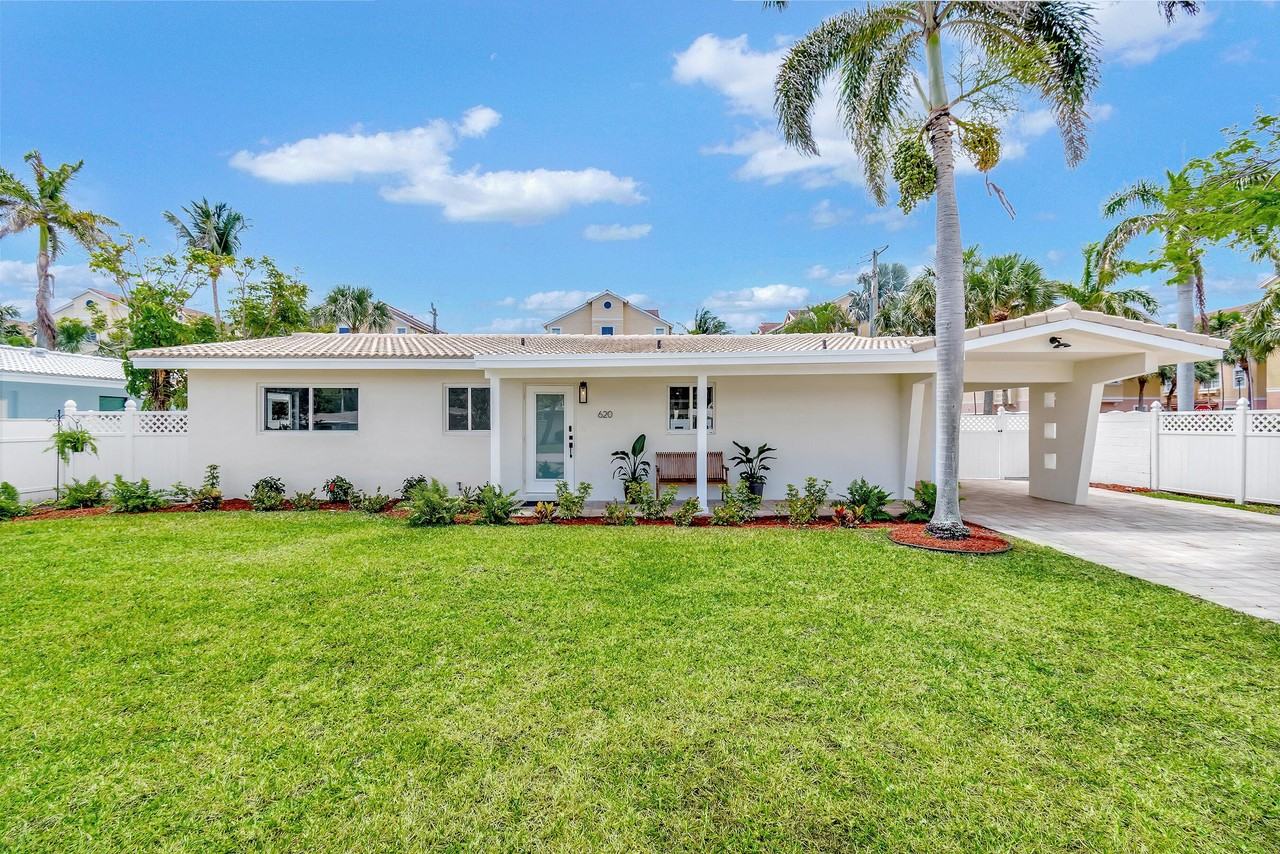 620 Las Palmas Park