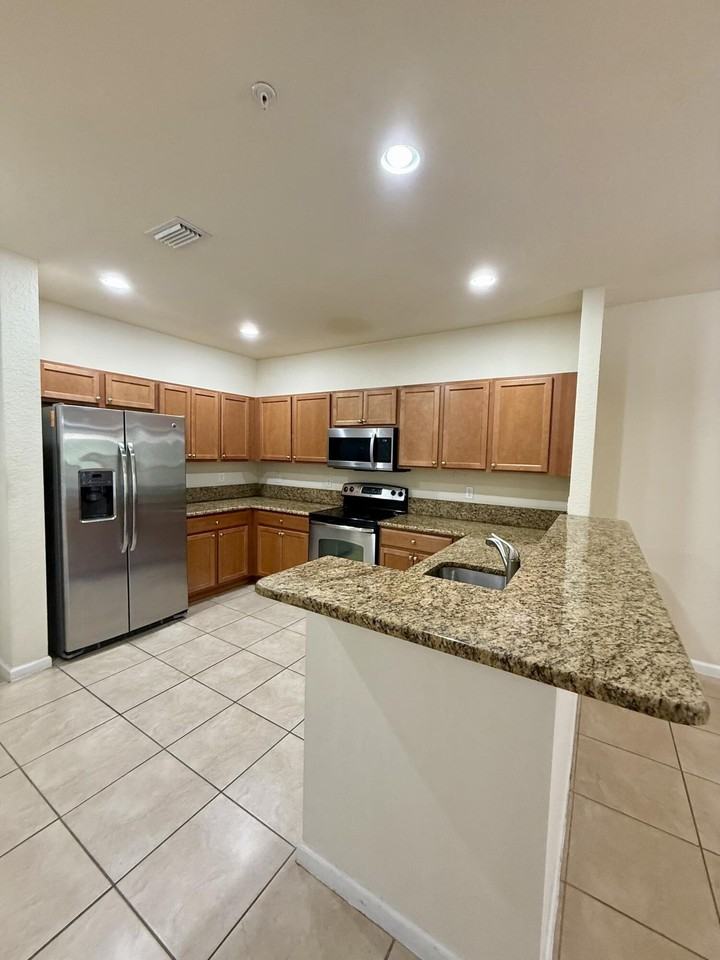 4668 Monarch Way #4668 - Photo 5 of 38