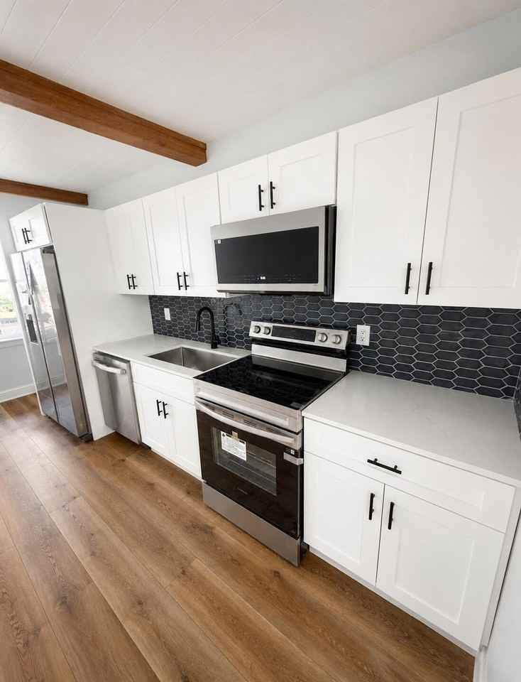 118 Sw 7th St - Photo 2 of 5