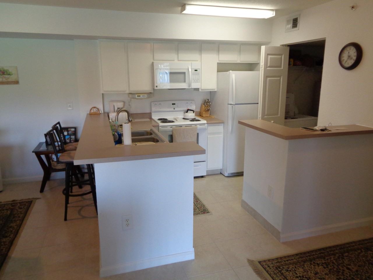 191 Sw Palm Dr #102 - Photo 3 of 14