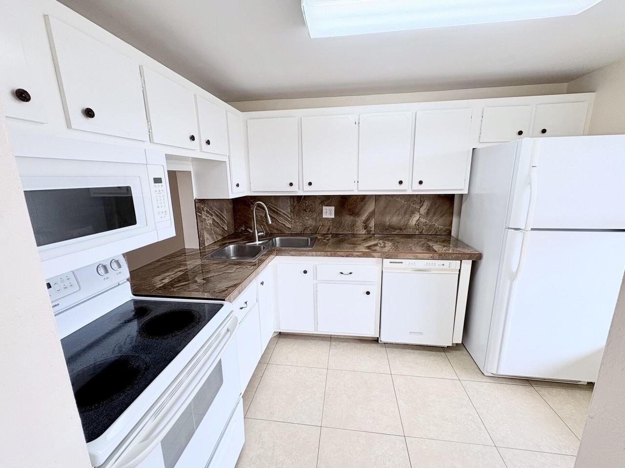 6070 Nw 64th Ave #204 - Photo 4 of 22