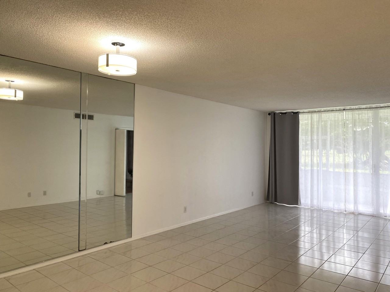 2751 S Palm Aire Dr #107 - Photo 3 of 32
