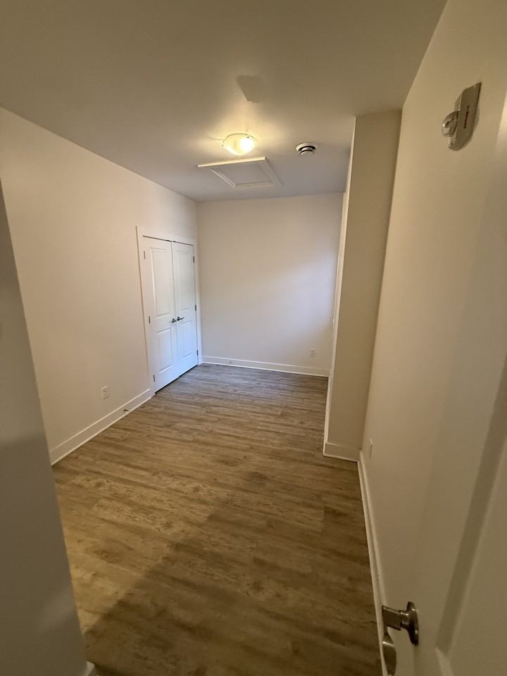122 Daly Avenue #6 - Photo 5 of 15