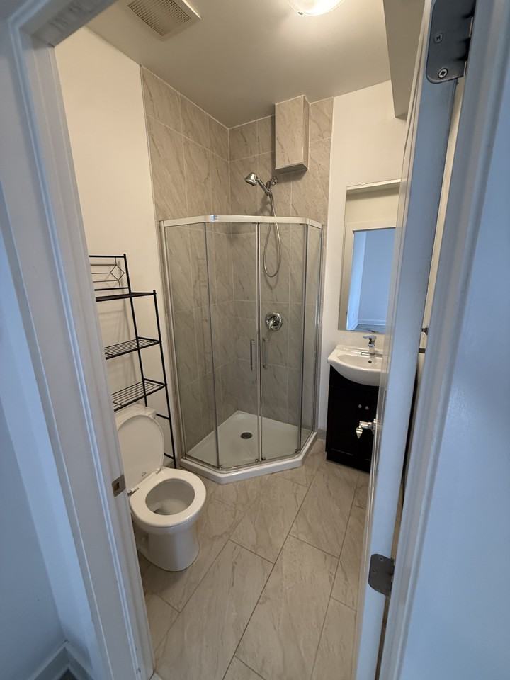 122 Daly Avenue #6 - Photo 6 of 15