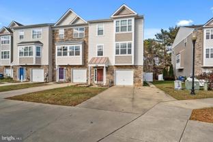 592 Burr Oak Ct - Photo 1 of 1