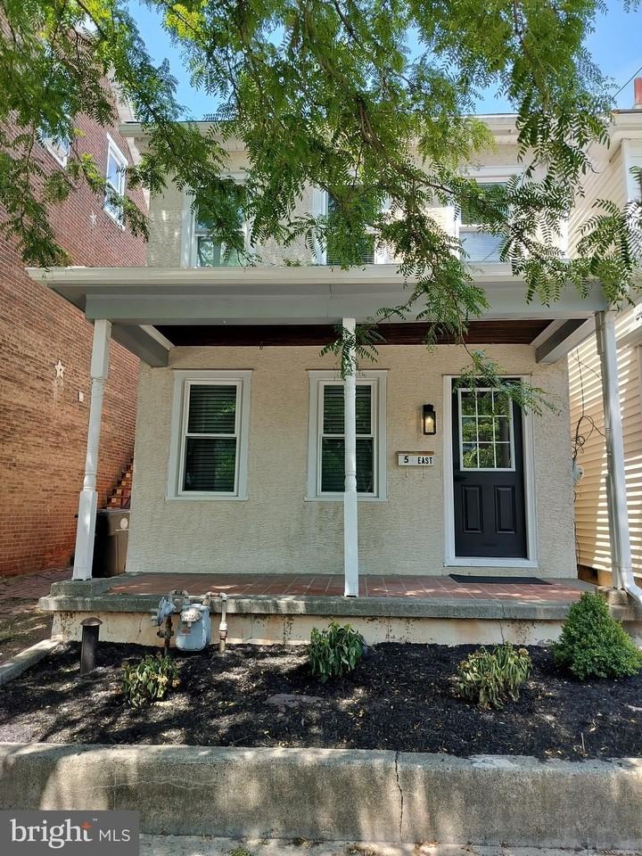 5 E 2nd St