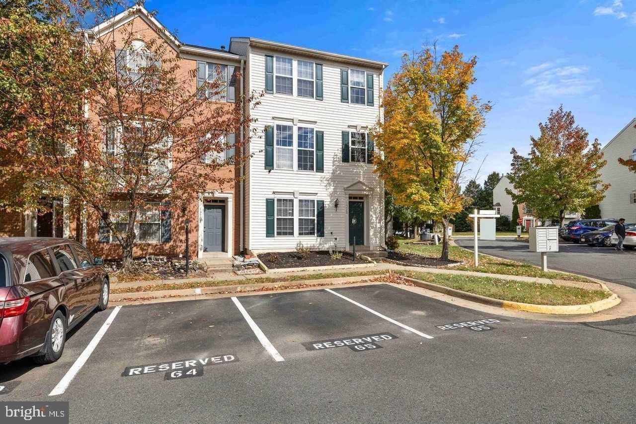 13700 Barksdale Dr - Photo 2 of 50