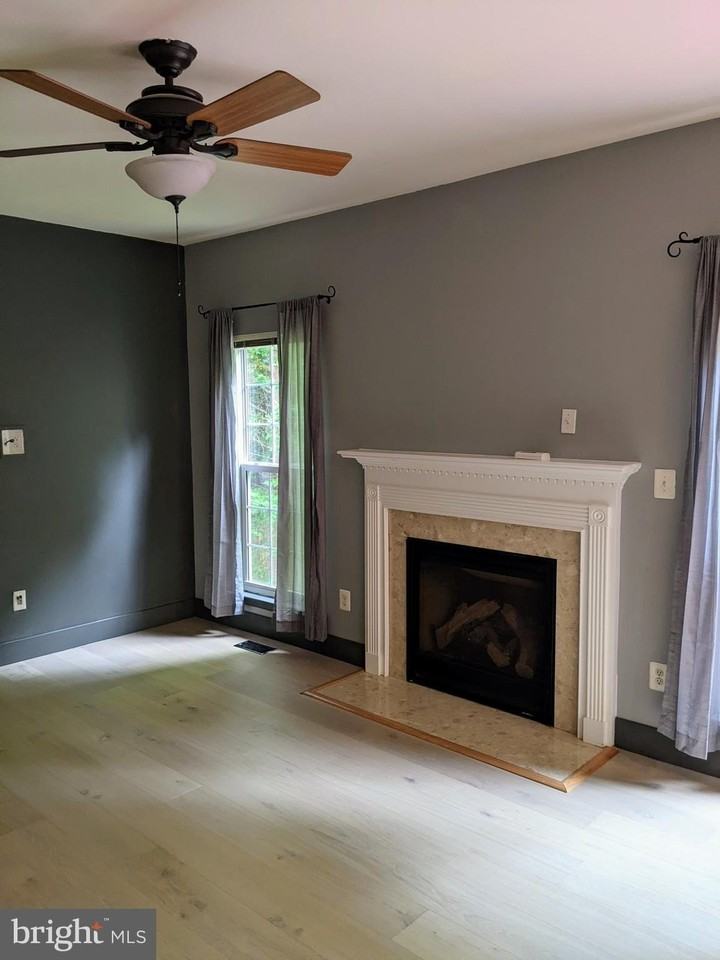 5569 Assateague Pl - Photo 2 of 31