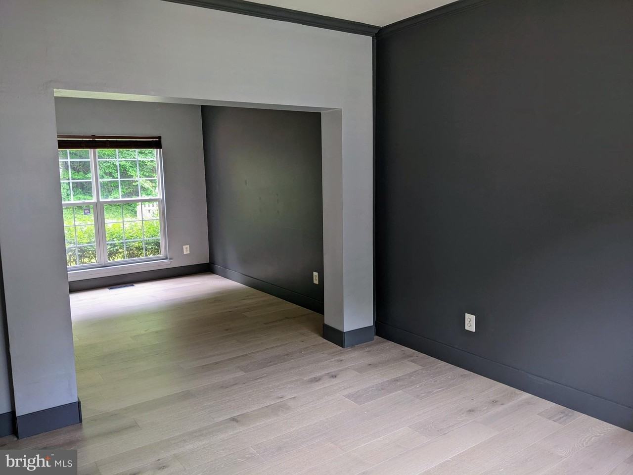 5569 Assateague Pl - Photo 4 of 31