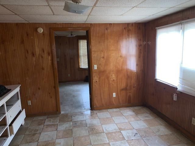 1969 Beech Ave - Photo 4 of 7