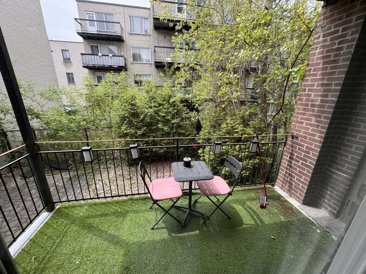 4030 Avenue Northcliffe - Photo 4 of 9