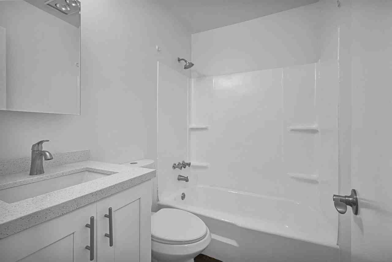 4051 Northeast 13th Avenue #69 - Photo 6 of 6