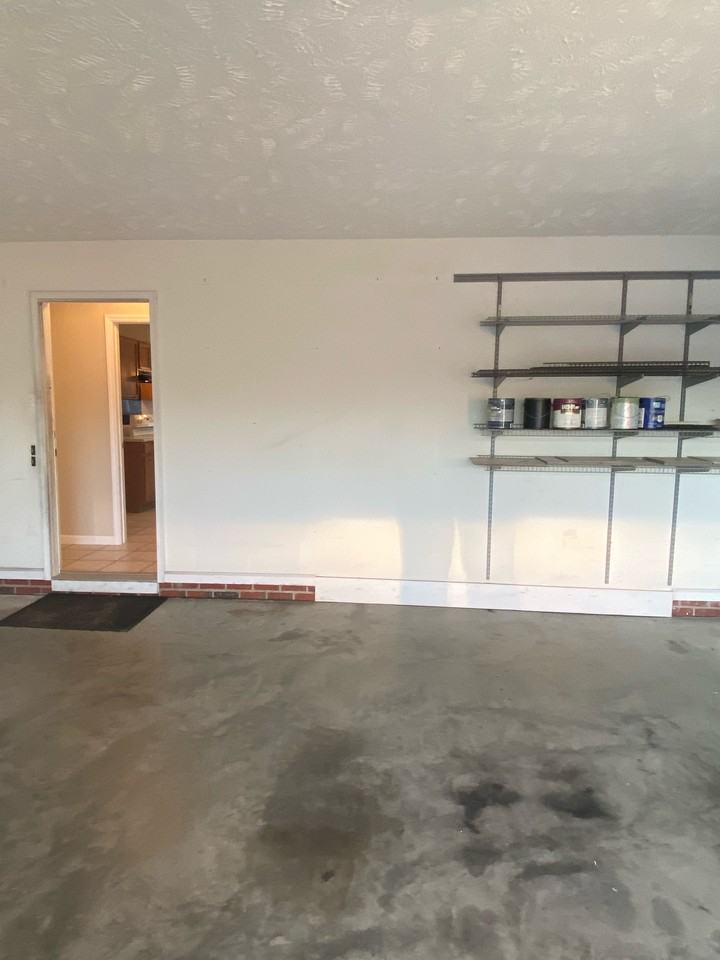 1047 Gatesville Dr - Photo 2 of 49