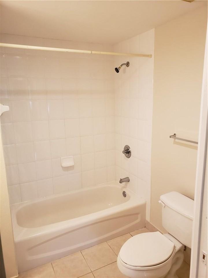 8000 North Nob Hill Road #106 - Photo 6 of 8