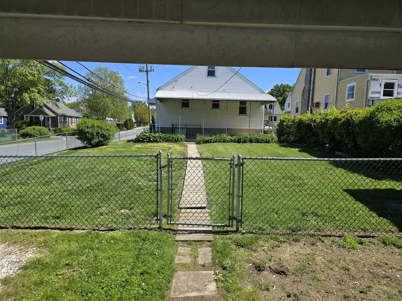 3201 Acton Road - Photo 3 of 21