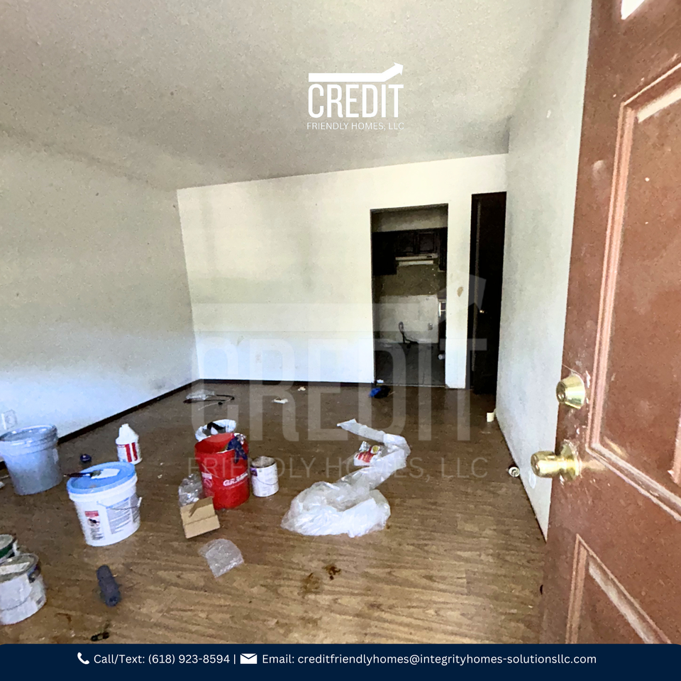 1621 Chambers Rd - Photo 3 of 10