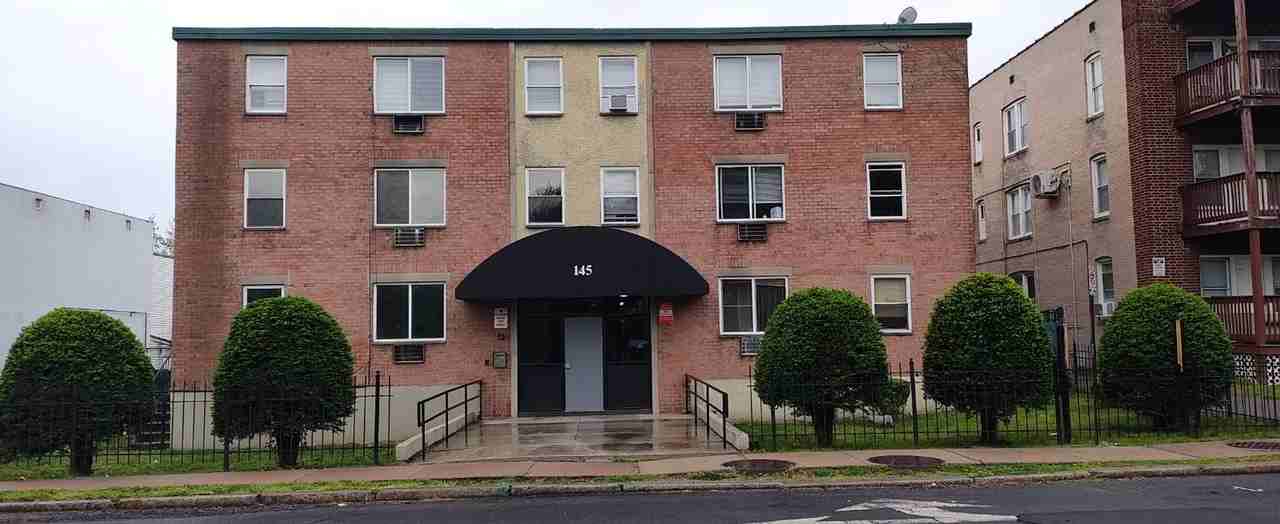 145 Sisson Avenue - Photo 2 of 2
