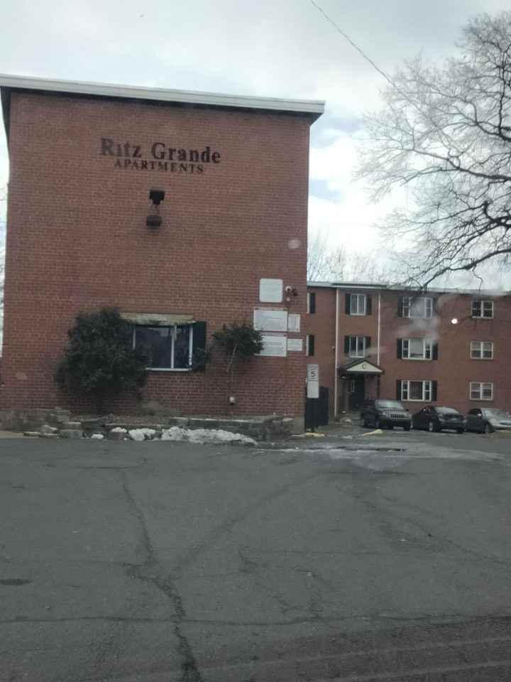 29 Annawan Street - Photo 2 of 2