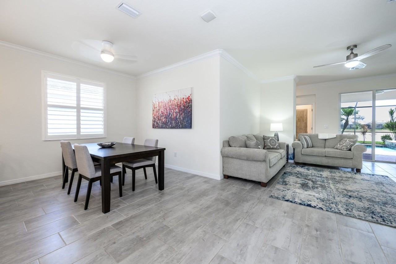 15145 Spanish Point Dr - Photo 7 of 50
