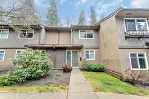 featured image of 3817 3701-3817 Princess Avenue