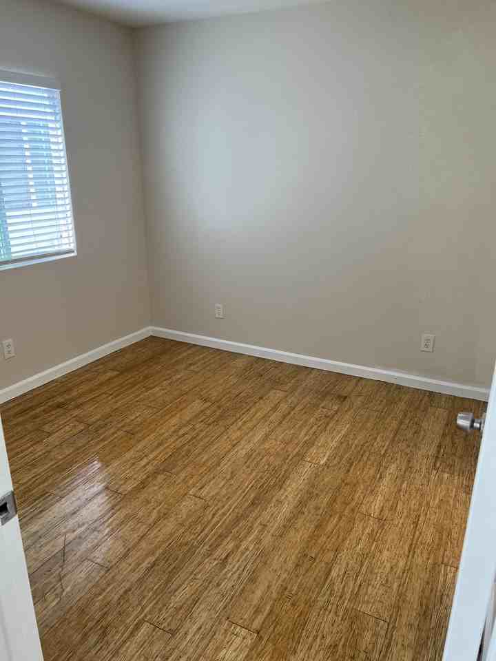 Sherman Place Long Beach - Photo 6 of 16