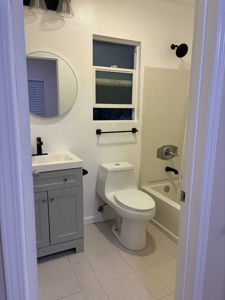Sherman Place Long Beach - Photo 7 of 16