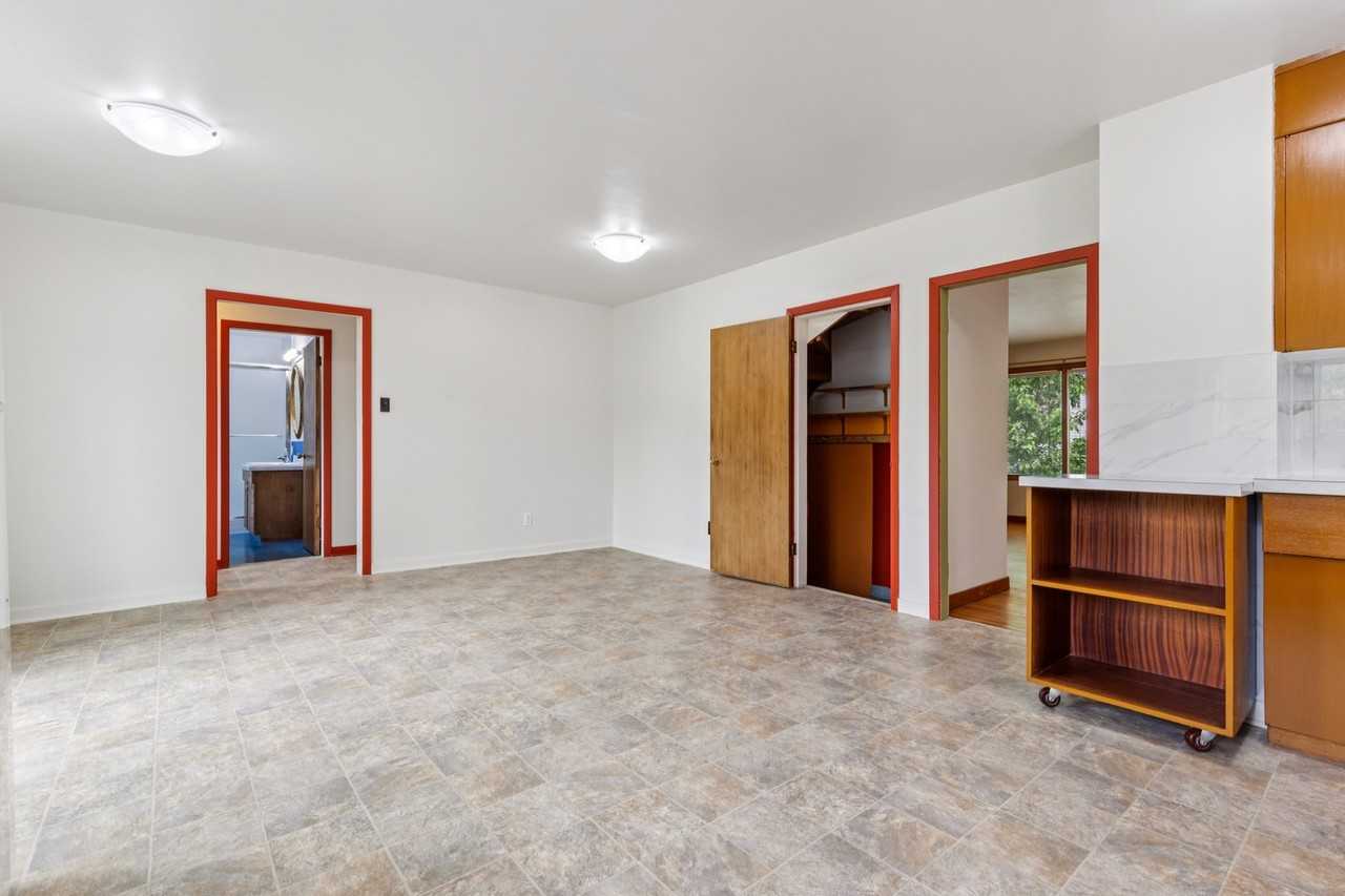 11626 77 Ave House - Photo 2 of 45