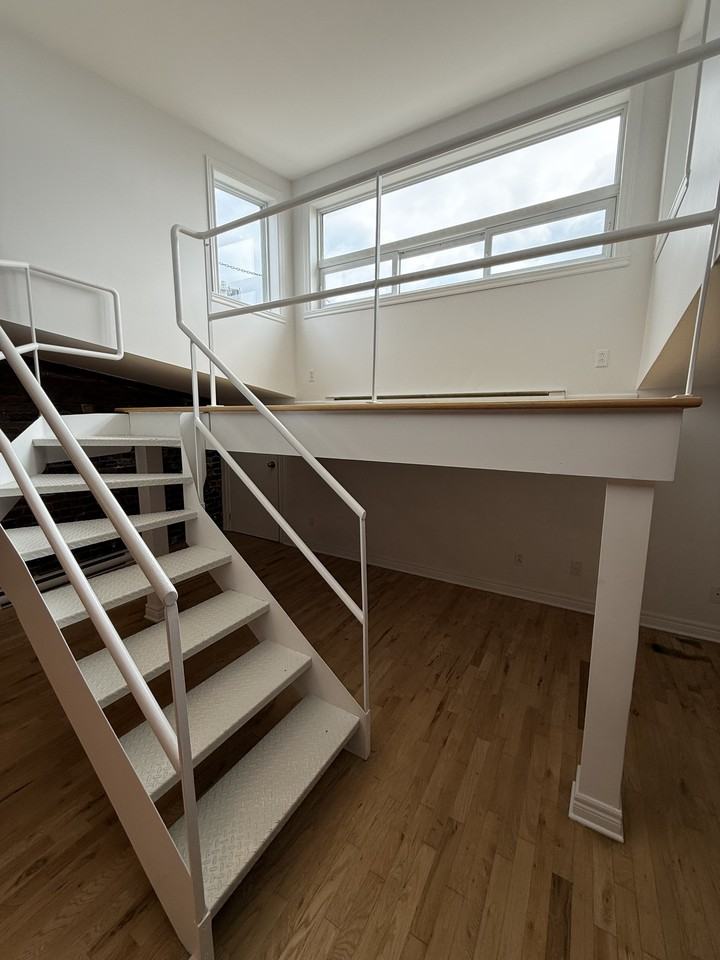250A Rue Saint Paul Est - Photo 5 of 24