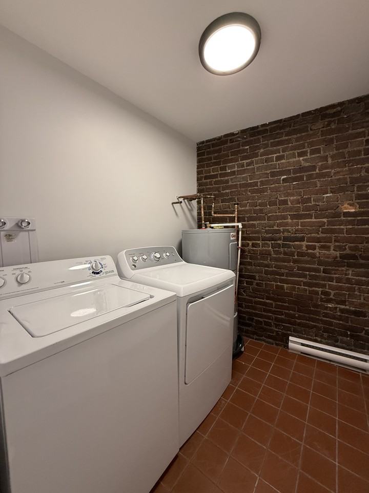250A Rue Saint Paul Est - Photo 7 of 24