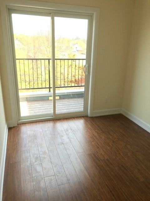 87 Melrose Ave - Photo 5 of 8