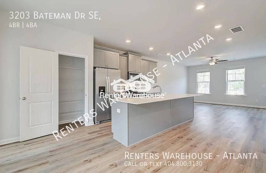 3203 Bateman Dr SE, - Photo 5 of 18