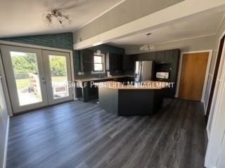 428 S 6th Ave E - Photo 5 of 13