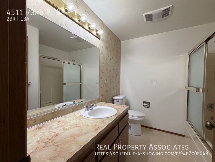 4511 73rd Pl Ne #1 - Photo 6 of 12