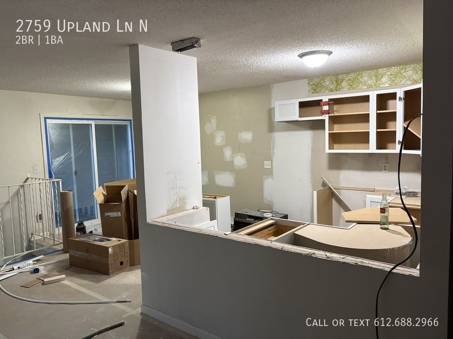 2759 Upland Ln N - Photo 2 of 7