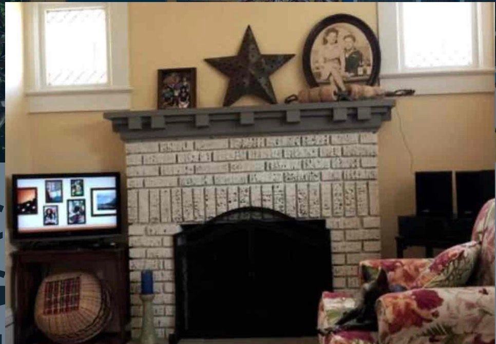 122 S Oleander Ave - Photo 2 of 3
