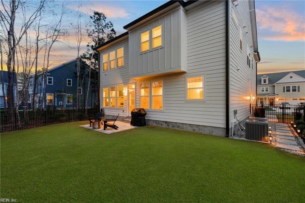 1325 Narrow Way - Photo 3 of 31