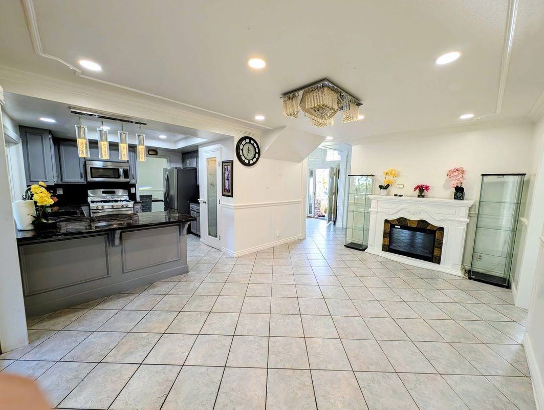 16576 Mount Todd St - Photo 7 of 26