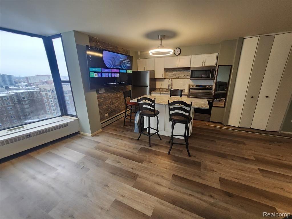 8200 E Jefferson Ave - Photo 2 of 13