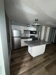 8200 E Jefferson Ave - Photo 6 of 13