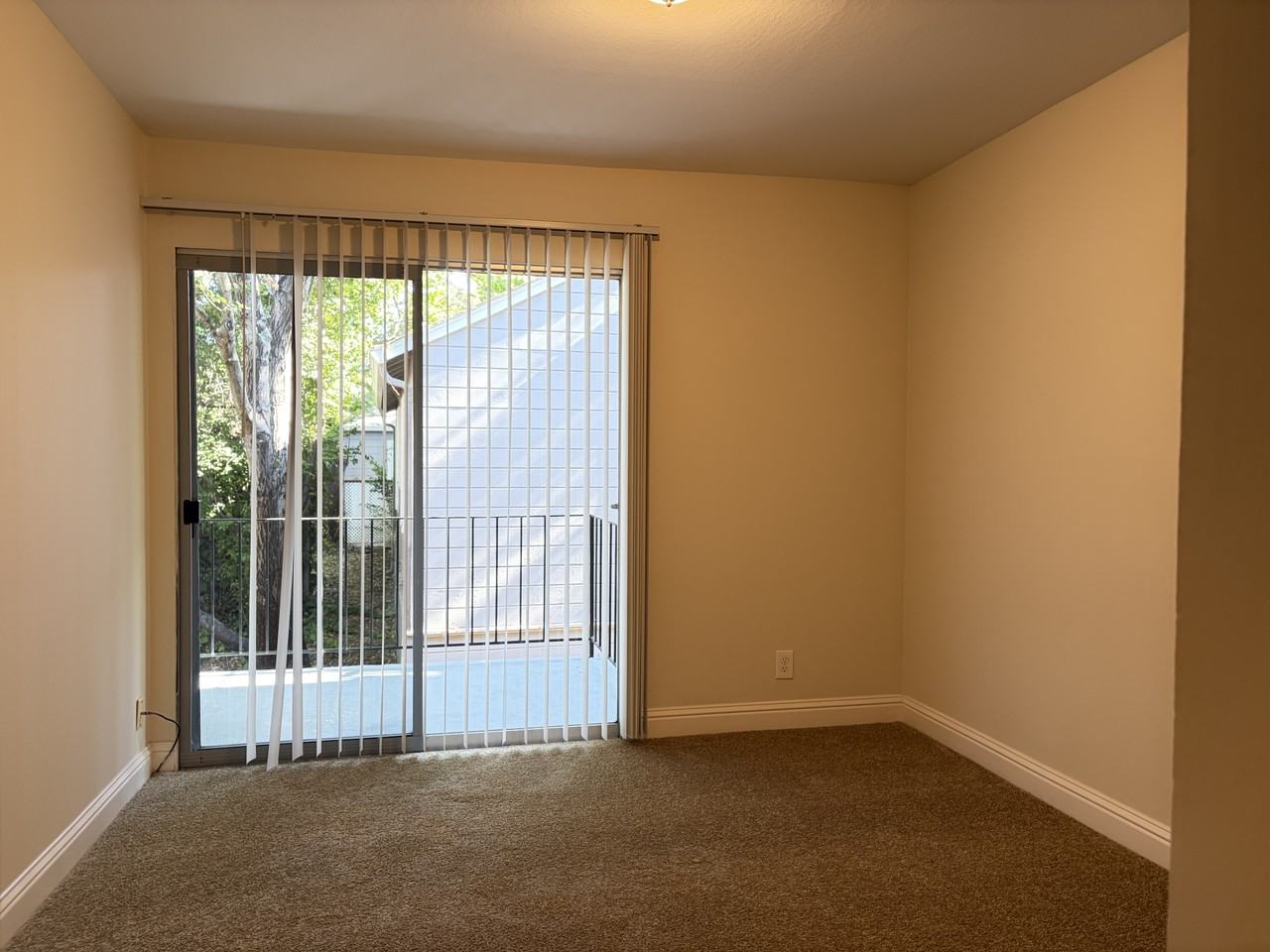 1162 Saranap Ave #22B - Photo 5 of 9