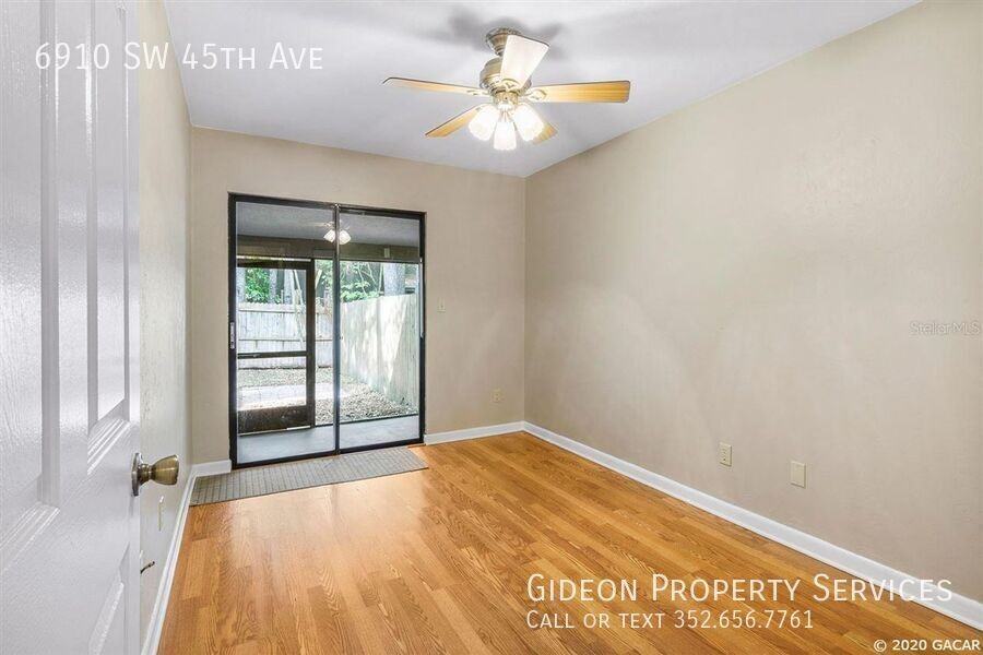 6910 Sw 45th Ave - Photo 7 of 11