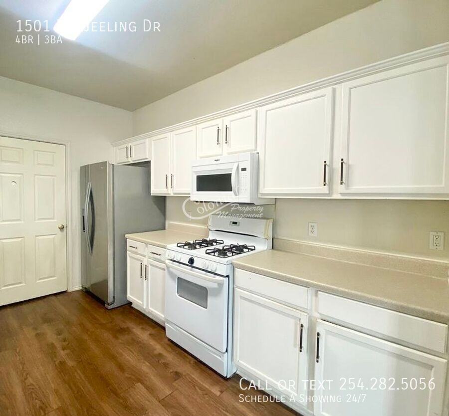 1501 Darjeeling Dr - Photo 5 of 19