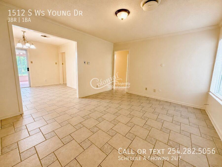 1512 S W S Young Dr - Photo 2 of 12