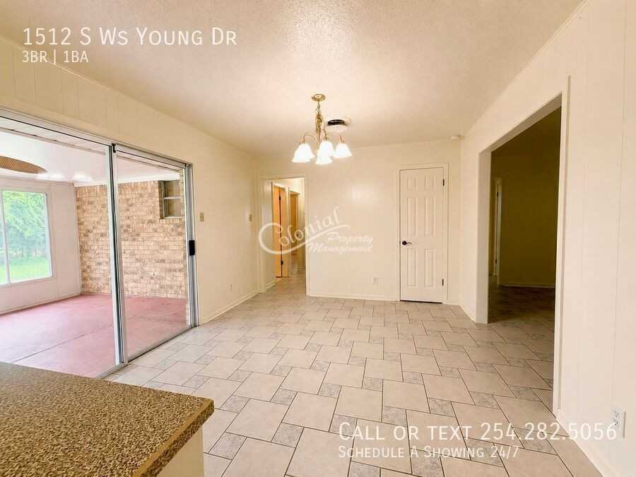 1512 S W S Young Dr - Photo 5 of 12