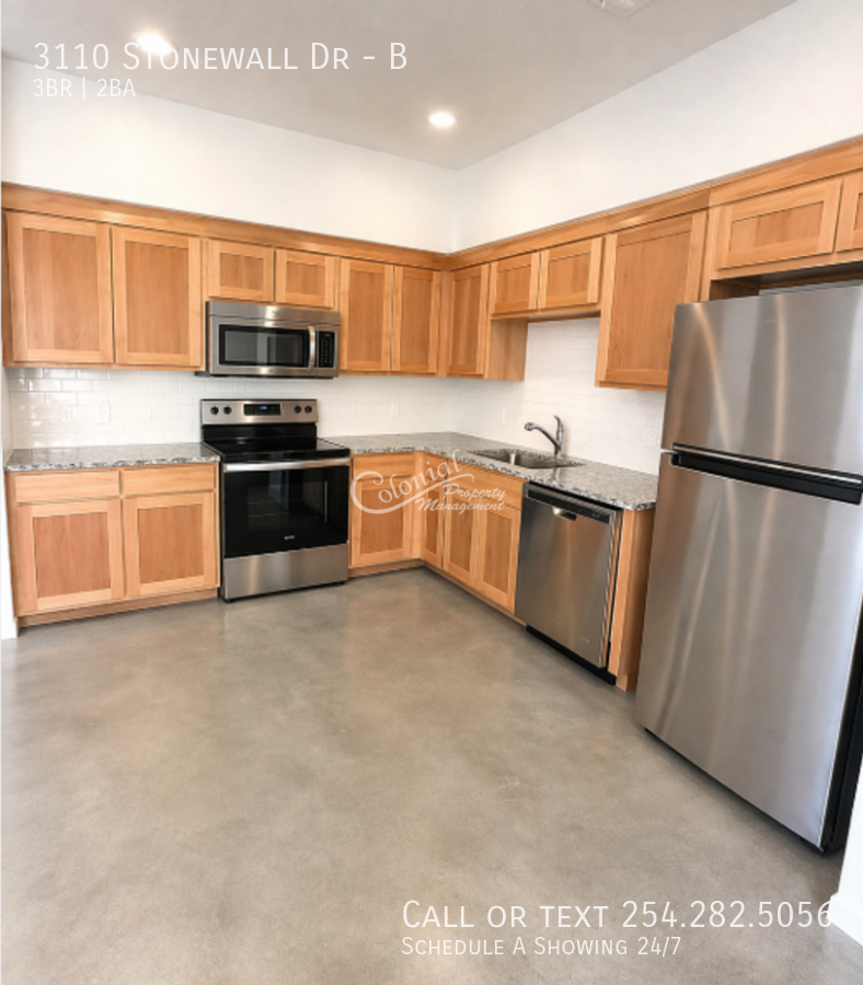 3110 Stonewall Dr #B - Photo 5 of 10