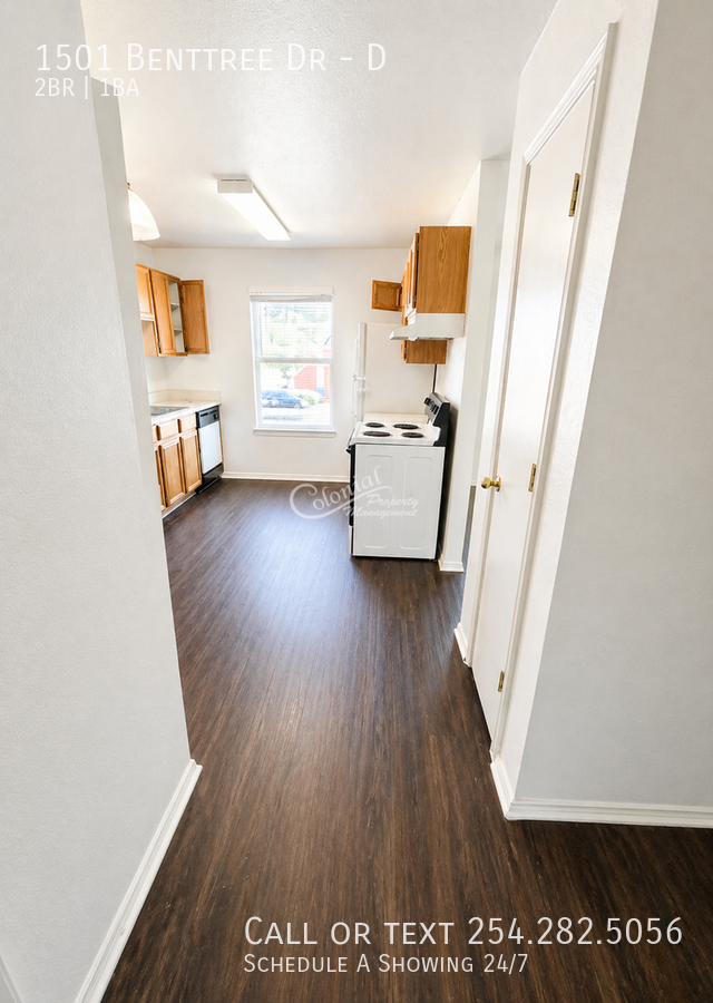 1501 Benttree Dr #D - Photo 4 of 10