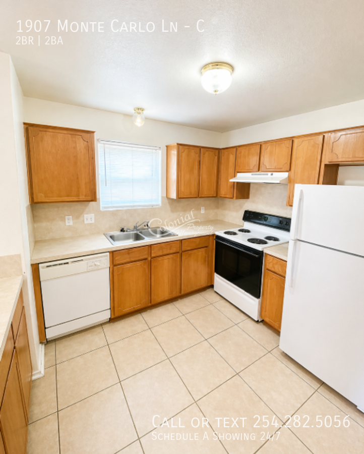 1907 Monte Carlo Ln #C - Photo 4 of 8