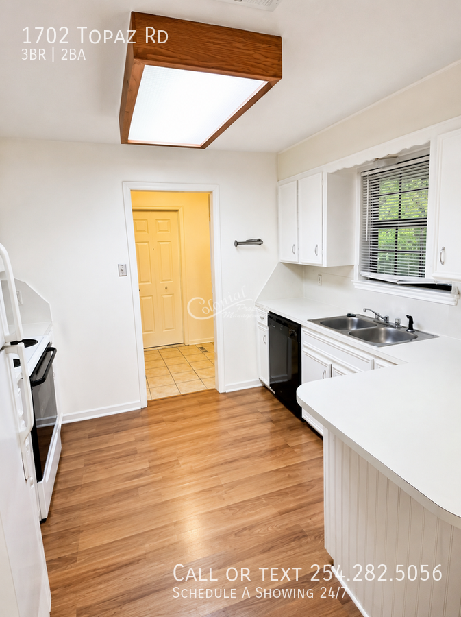 1702 Topaz Rd - Photo 4 of 19