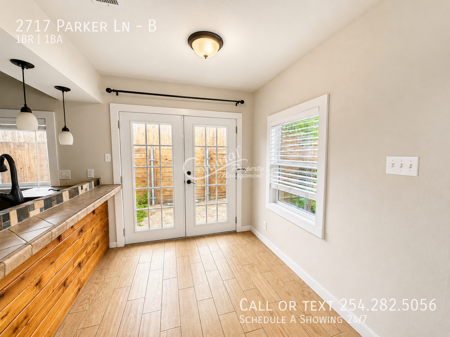2717 Parker Ln #B - Photo 5 of 14