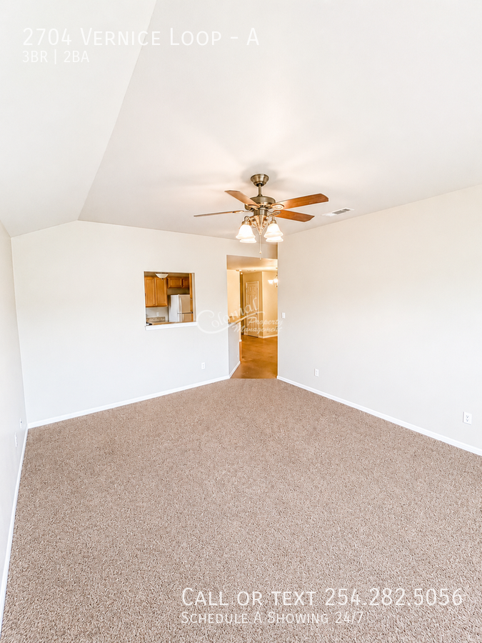 2704 Vernice Loop #A - Photo 3 of 11